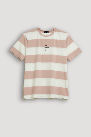 تي شيرت أوڤر سايز مخطط